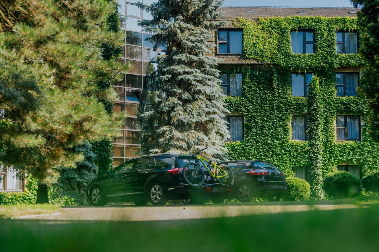 Booking Hotel & Spa Krakow Exterior photo The campus of the University of Novi Sad